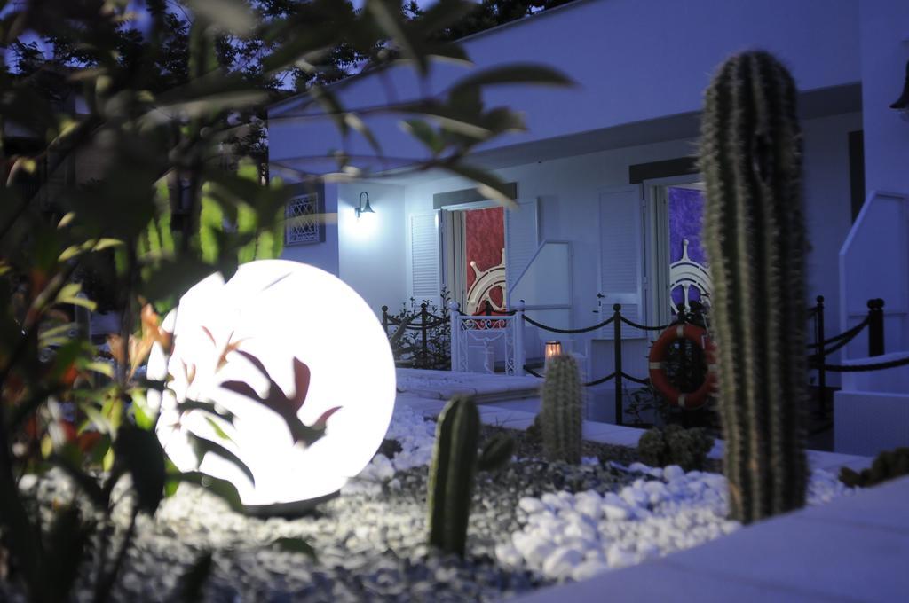 Badinomare Bed & Breakfast Terracina Eksteriør bilde